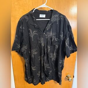 Old Navy Men's Black Tropical Print Shirt